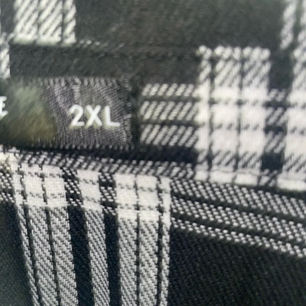 Flannel - Picture 3 of 4